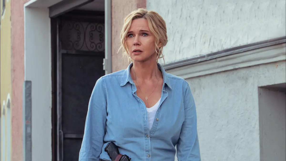 Veronica Ferres & Tim Schultz Star in Alpentod 3: Tiefe Schluchten